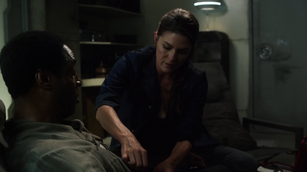 The 100 Season One Episode Two Earth Skills Captures-2301
