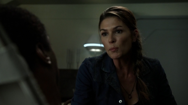 The 100 Season One Episode Two Earth Skills Captures-2252
