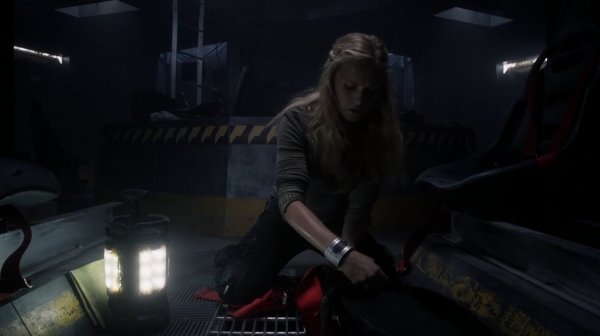 The 100 Season One Episode Two Earth Skills Captures-2073
