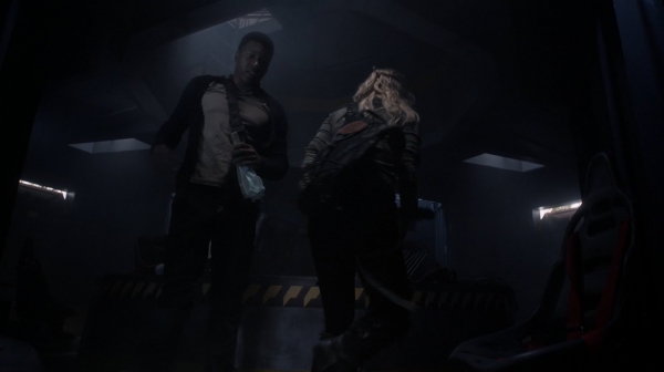 The 100 Season One Episode Two Earth Skills Captures-2057
