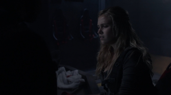 The 100 Season One Episode Two Earth Skills Captures-2050
