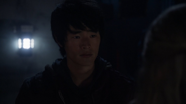 The 100 Season One Episode Two Earth Skills Captures-2010
