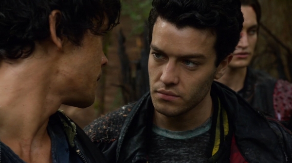 The 100 Season One Episode Two Earth Skills Captures-1887
