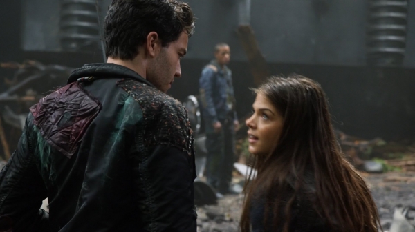 The 100 Season One Episode Two Earth Skills Captures-1879
