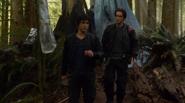 The 100 Season One Episode Two Earth Skills Captures-1862
