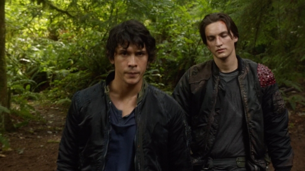 The 100 Season One Episode Two Earth Skills Captures-1853
