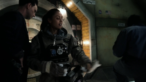 The 100 Season One Episode Two Earth Skills Captures-1810
