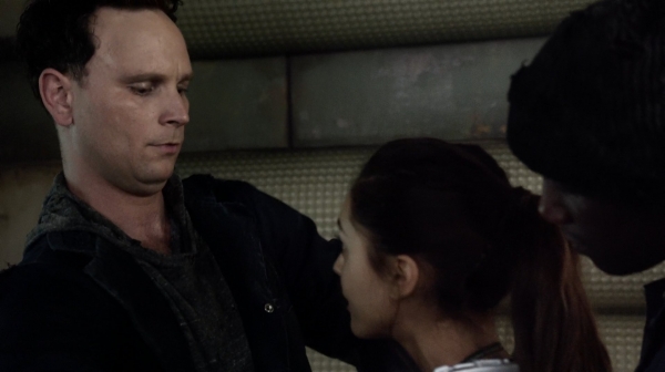 The 100 Season One Episode Two Earth Skills Captures-1797
