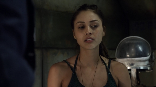 The 100 Season One Episode Two Earth Skills Captures-1748
