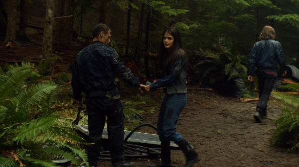 The 100 Season One Episode Two Earth Skills Captures-1708
