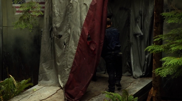 The 100 Season One Episode Two Earth Skills Captures-1702
