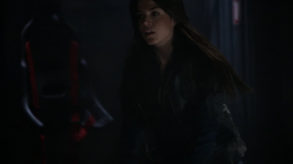 The 100 Season One Episode Two Earth Skills Captures-1692
