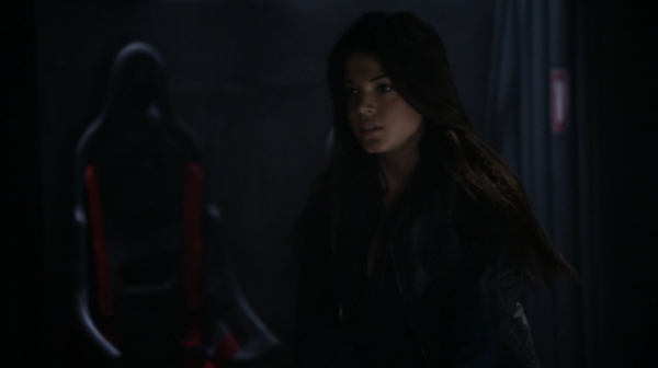 The 100 Season One Episode Two Earth Skills Captures-1691
