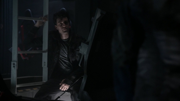The 100 Season One Episode Two Earth Skills Captures-1677
