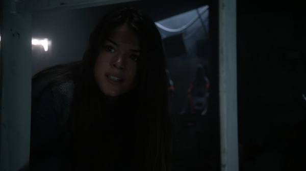 The 100 Season One Episode Two Earth Skills Captures-1644
