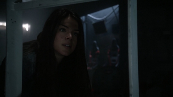 The 100 Season One Episode Two Earth Skills Captures-1643
