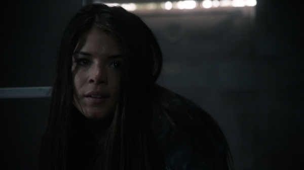 The 100 Season One Episode Two Earth Skills Captures-1635

