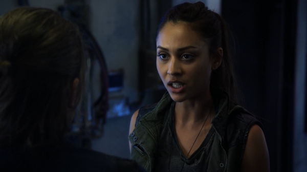 The 100 Season One Episode Two Earth Skills Captures-1597
