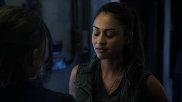 The 100 Season One Episode Two Earth Skills Captures-1585
