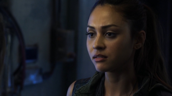 The 100 Season One Episode Two Earth Skills Captures-1576
