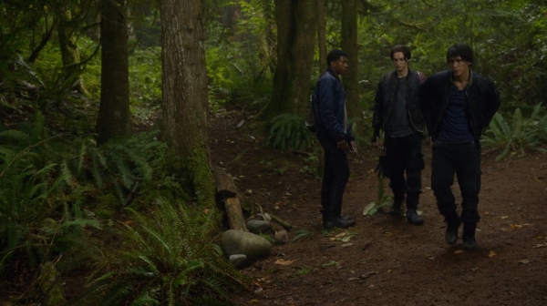 The 100 Season One Episode Two Earth Skills Captures-1514
