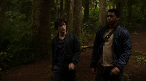 The 100 Season One Episode Two Earth Skills Captures-1490
