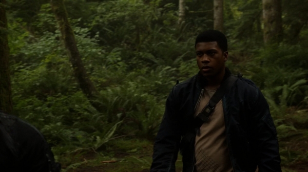 The 100 Season One Episode Two Earth Skills Captures-1472

