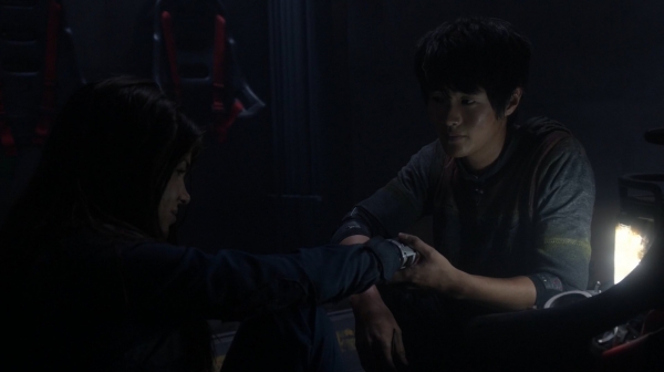 The 100 Season One Episode Two Earth Skills Captures-1444
