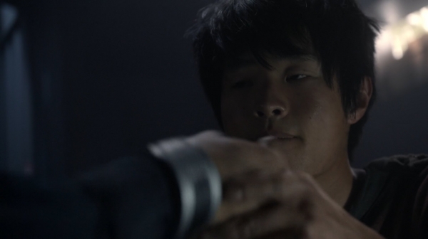 The 100 Season One Episode Two Earth Skills Captures-1428
