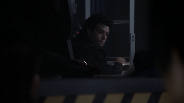 The 100 Season One Episode Two Earth Skills Captures-1401
