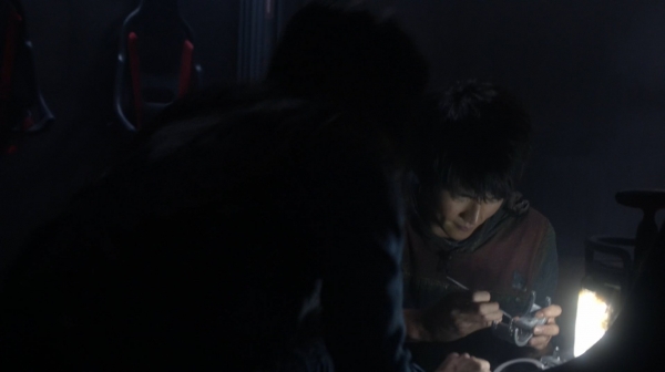 The 100 Season One Episode Two Earth Skills Captures-1391

