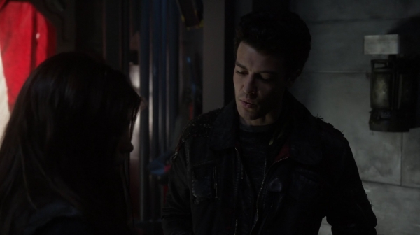The 100 Season One Episode Two Earth Skills Captures-1350
