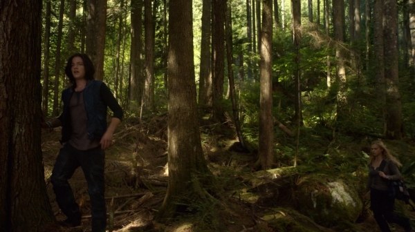 The 100 Season One Episode Two Earth Skills Captures-1300
