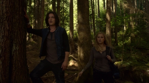 The 100 Season One Episode Two Earth Skills Captures-1297
