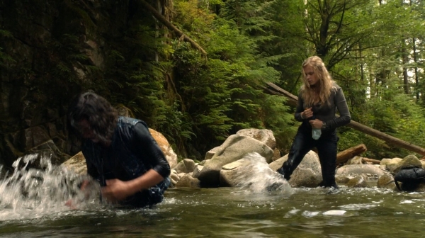 The 100 Season One Episode Two Earth Skills Captures-1269
