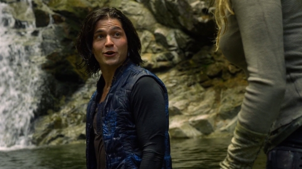 The 100 Season One Episode Two Earth Skills Captures-1254
