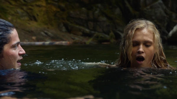 The 100 Season One Episode Two Earth Skills Captures-1235

