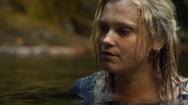 The 100 Season One Episode Two Earth Skills Captures-1192
