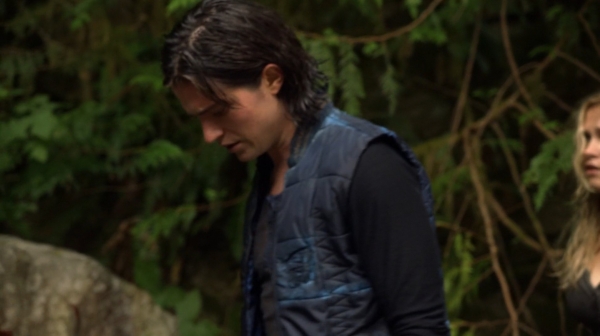 The 100 Season One Episode Two Earth Skills Captures-1148
