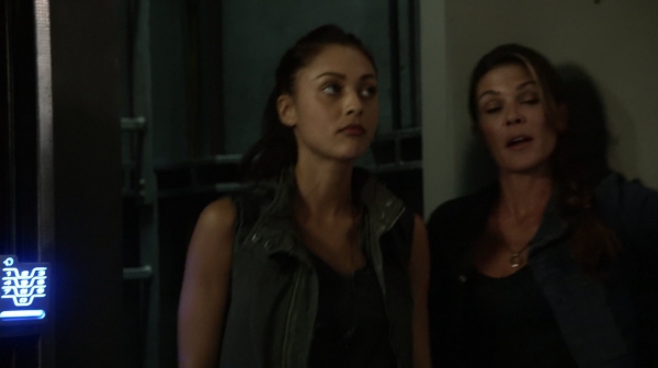 The 100 Season One Episode Two Earth Skills Captures-1097
