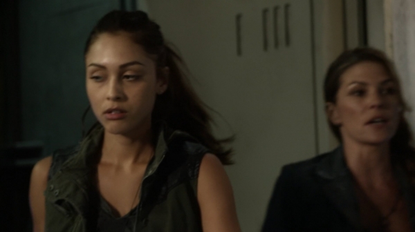 The 100 Season One Episode Two Earth Skills Captures-1096
