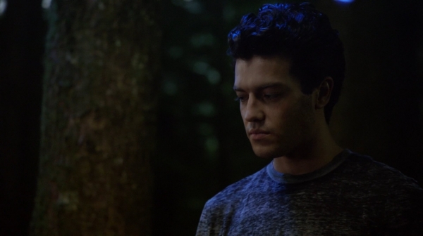 The 100 Season One Episode Two Earth Skills Captures-947
