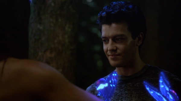 The 100 Season One Episode Two Earth Skills Captures-940
