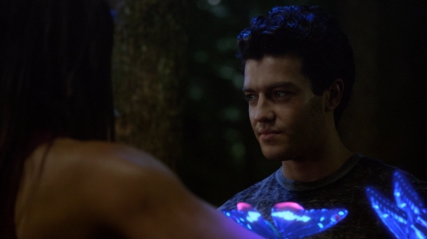 The 100 Season One Episode Two Earth Skills Captures-939
