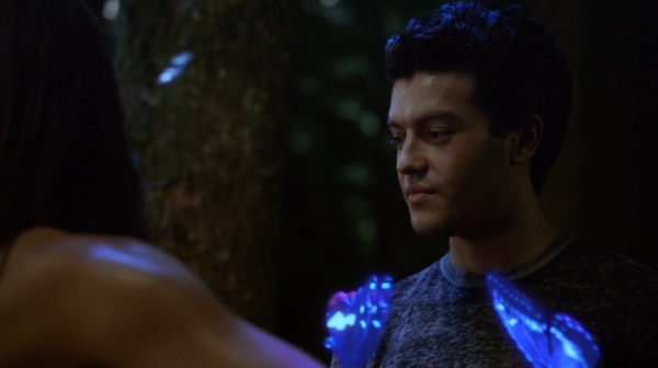 The 100 Season One Episode Two Earth Skills Captures-938

