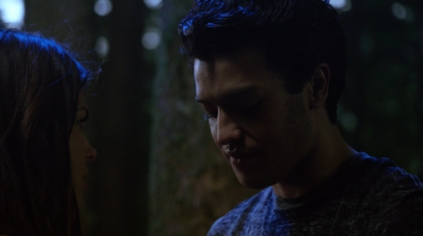 The 100 Season One Episode Two Earth Skills Captures-888

