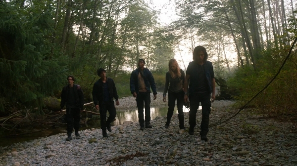 The 100 Season One Episode Two Earth Skills Captures-867
