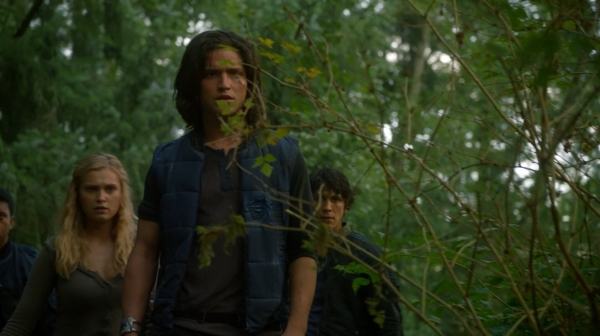 The 100 Season One Episode Two Earth Skills Captures-853
