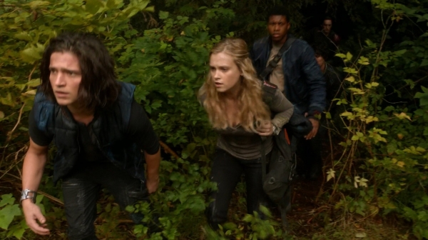 The 100 Season One Episode Two Earth Skills Captures-822
