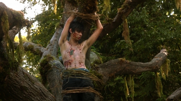 The 100 Season One Episode Two Earth Skills Captures-808
